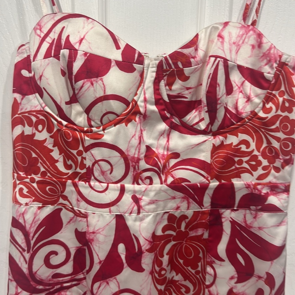 Marciano Pink Floral Pencil Dress
NWT
Size 6 - Picture 2 of 4